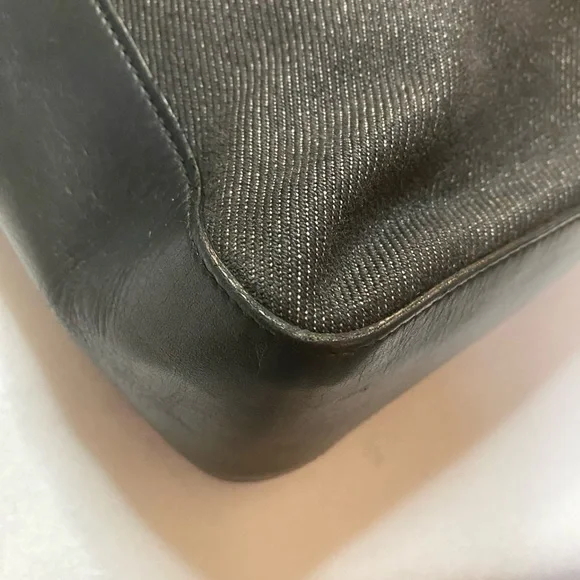 GUCCI Web Denim Tote - Picture 13 of 16